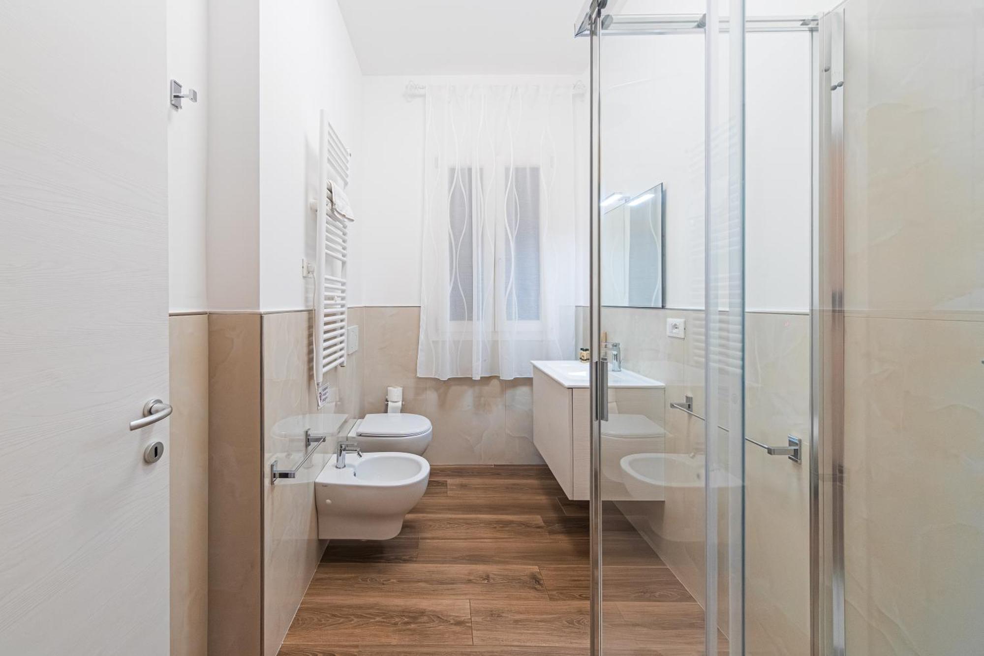 New - Venturini Suites In Bologna Centre Kültér fotó